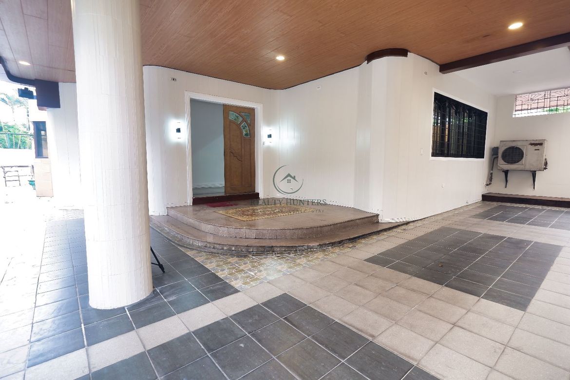 6 Bedroom House for Rent in Ugong, Pasig, Metro Manila photo 2
