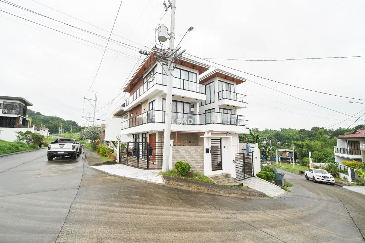 6 Bedroom House for Sale in Amarilyo Crest Residences, Dolores, Taytay, Rizal – photo 4