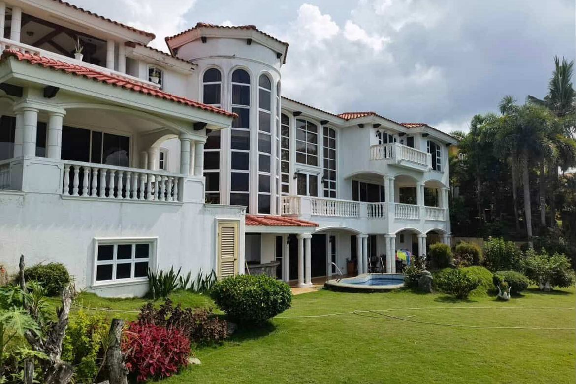 6 Bedroom House for Sale in Aya, Talisay, Batangas – photo 5