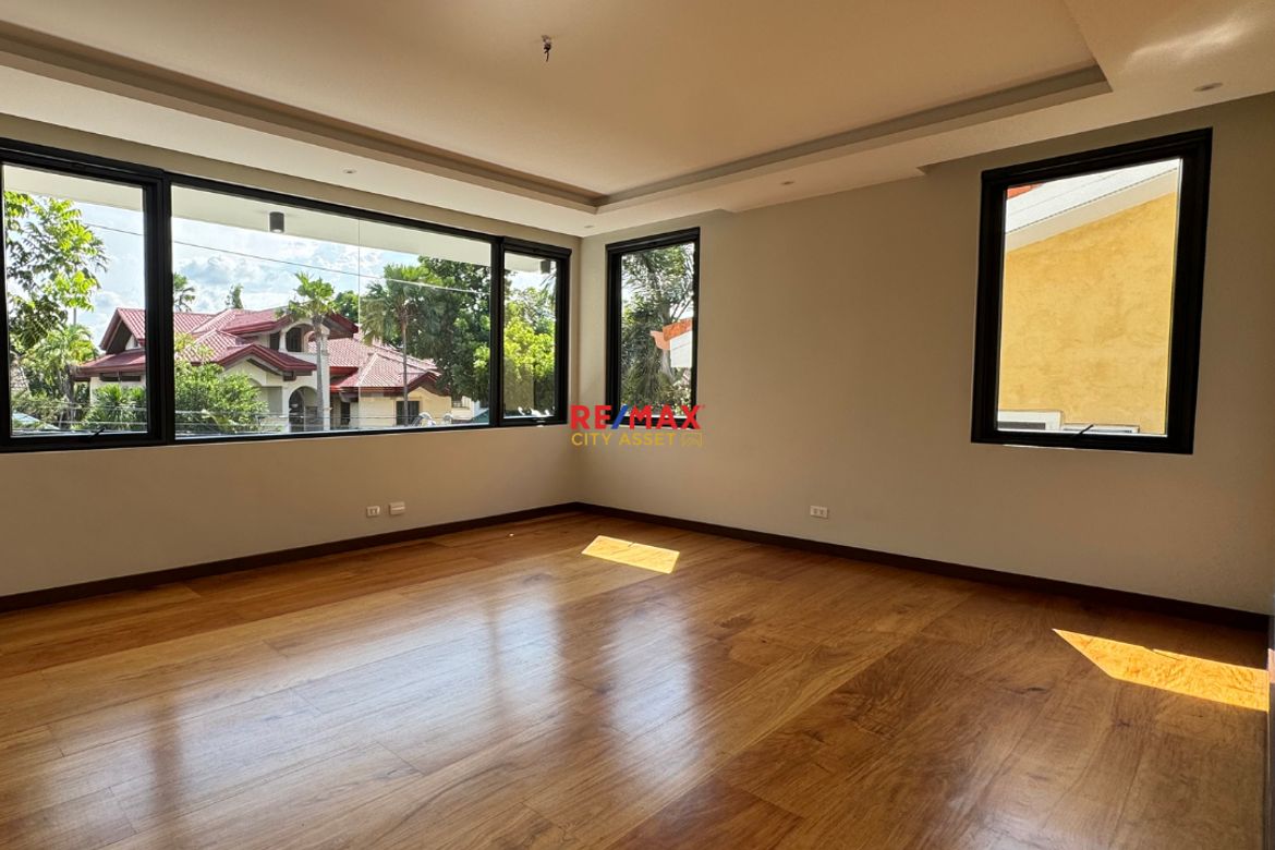 6 Bedroom House for Sale in Ayala Alabang Village, New Alabang Village, Muntinlupa, Metro Manila – photo 8