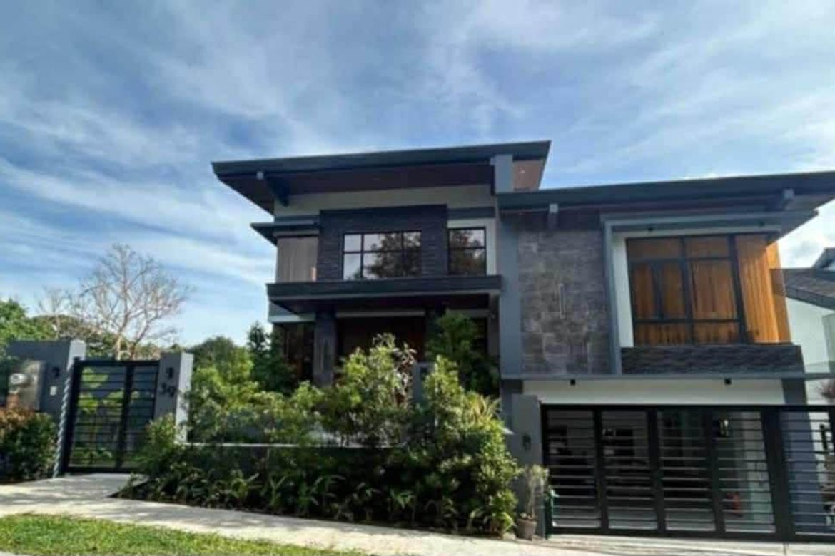 6 Bedroom House for Sale in Ayala Westgrove Heights, Inchican, Silang, Cavite