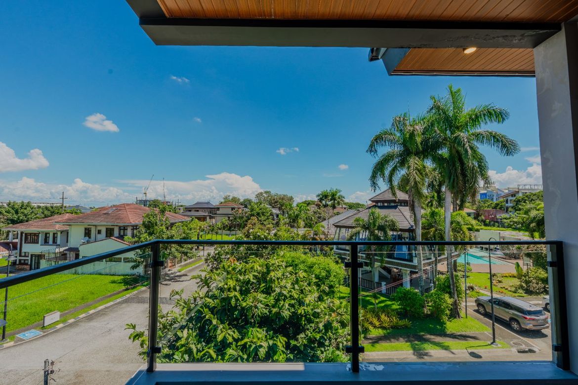 6 Bedroom House for Sale in Bali Mansions, Inchican, Silang, Cavite – photo 7