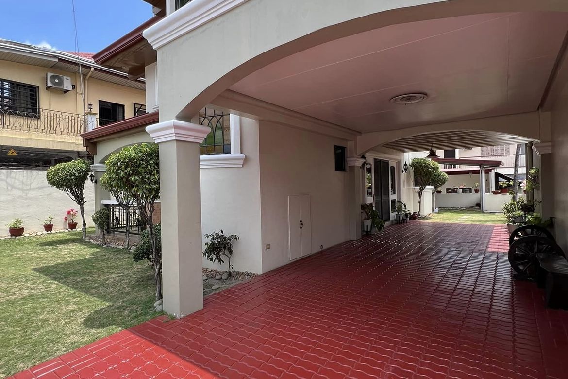 6 Bedroom House for Sale in Balibago, Angeles, Pampanga – photo 3