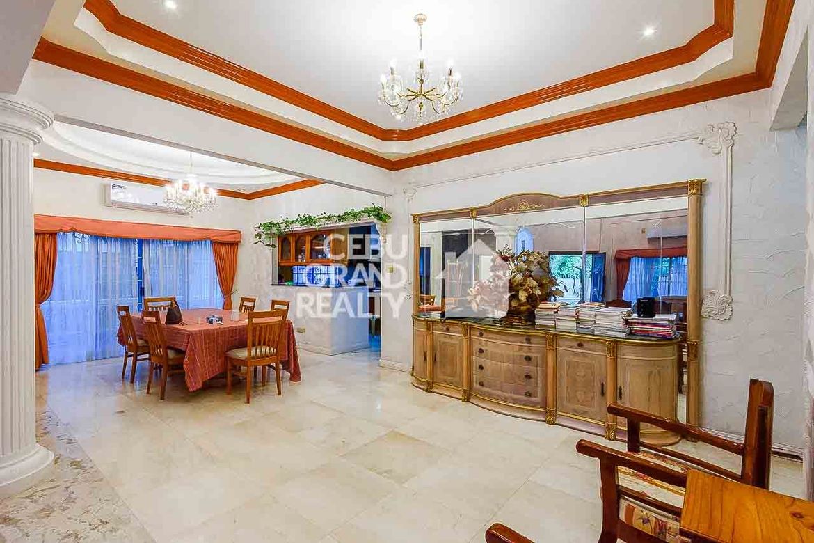 6 Bedroom House for Sale in Banilad, Cebu City, Cebu