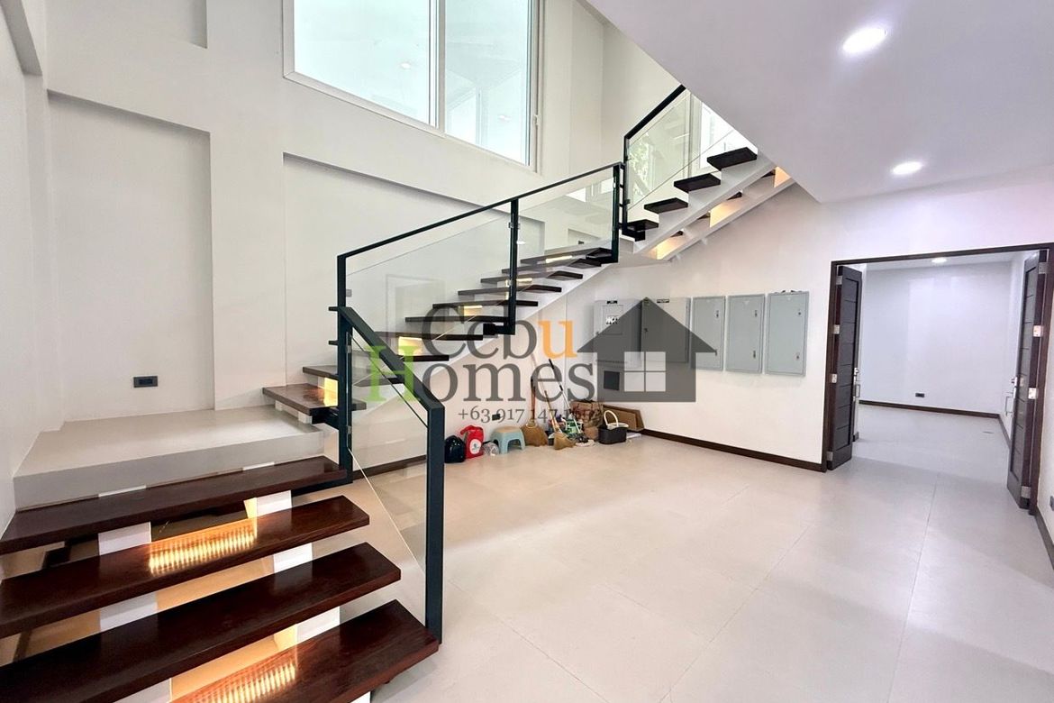 6 Bedroom House for Sale in Banilad, Cebu City, Cebu – photo 2