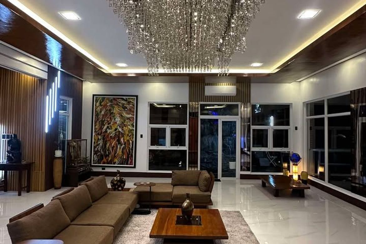 6 Bedroom House for Sale in Barangay 62-A, Cavite City, Cavite – photo 4