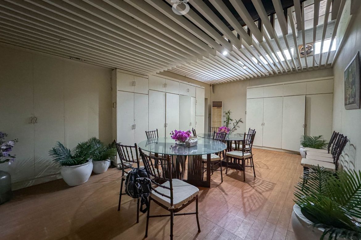 6 Bedroom House for Sale in Barangay 97, Pasay, Metro Manila near MRT-3 Taft Avenue – photo 5