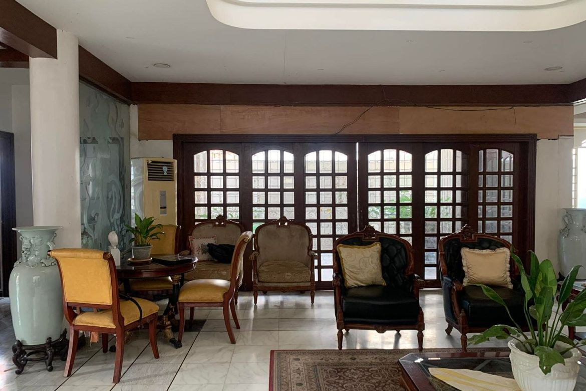 6 Bedroom House for Sale in Barangka, Marikina, Metro Manila – photo 2