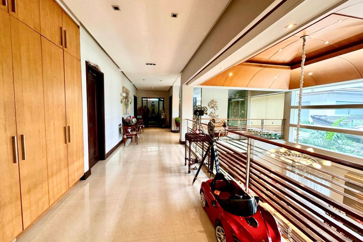 6 Bedroom House for Sale in Bel-Air, Makati, Metro Manila – photo 3