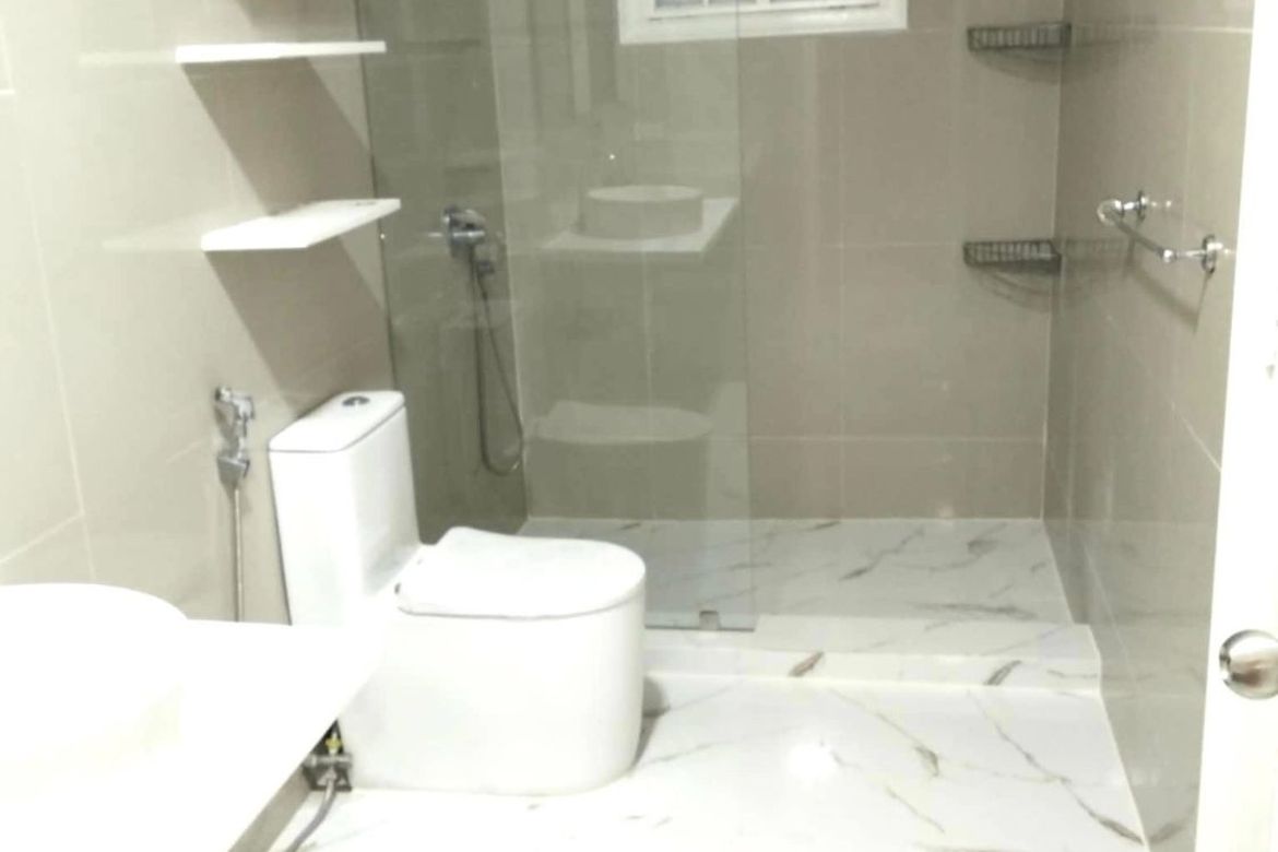 6 Bedroom House for Sale in BF Homes, Parañaque, Metro Manila – photo 5