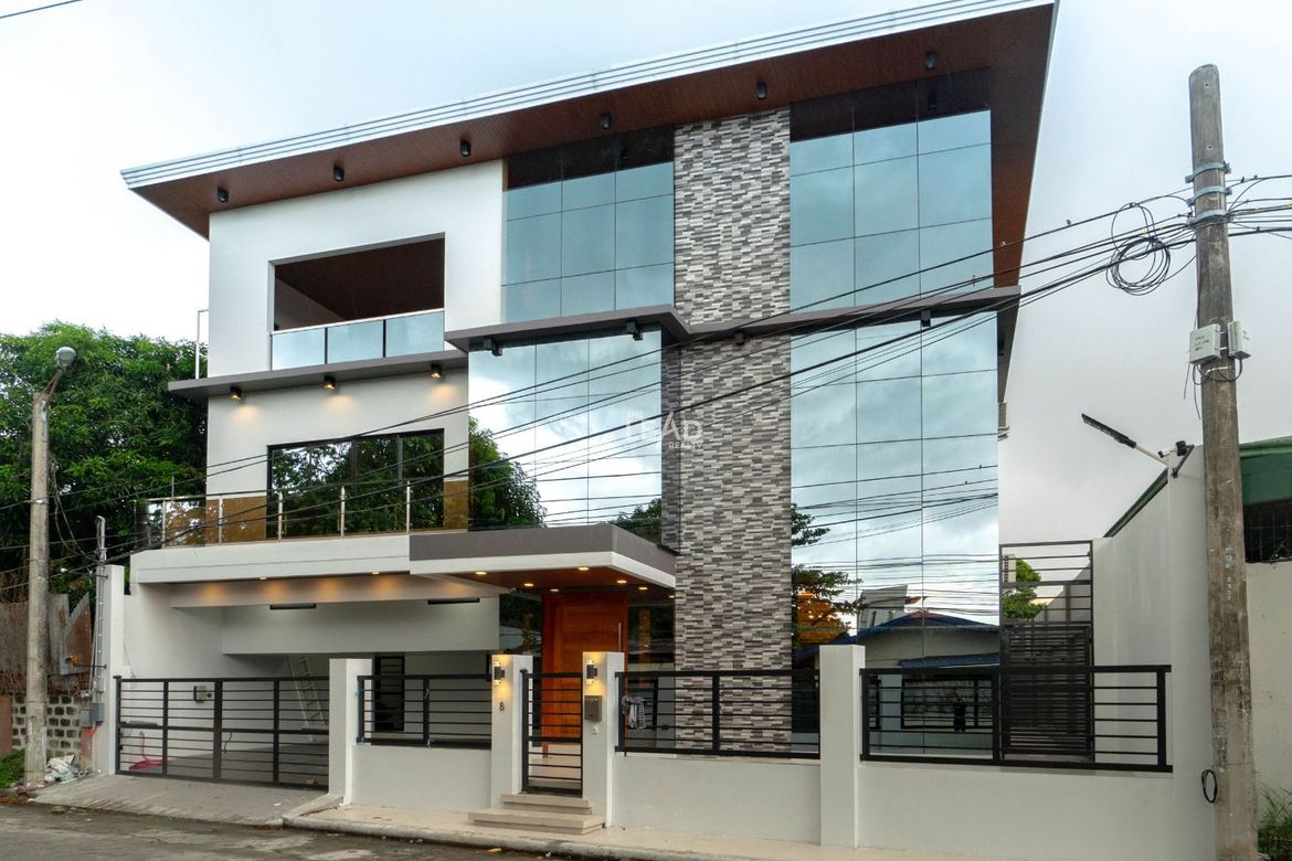 6 Bedroom House for Sale in BGC, Taguig, Metro Manila – photo 2