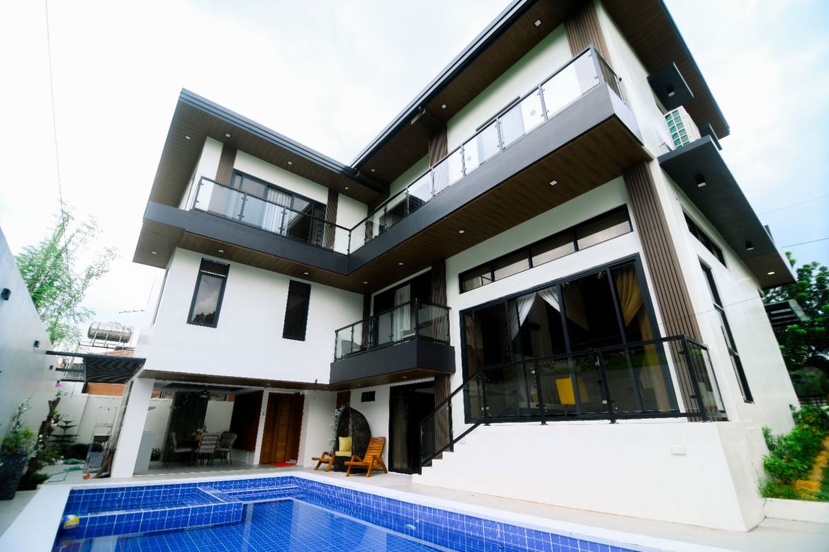 6 Bedroom House for Sale in Cabilang Baybay, Carmona, Cavite – photo 4