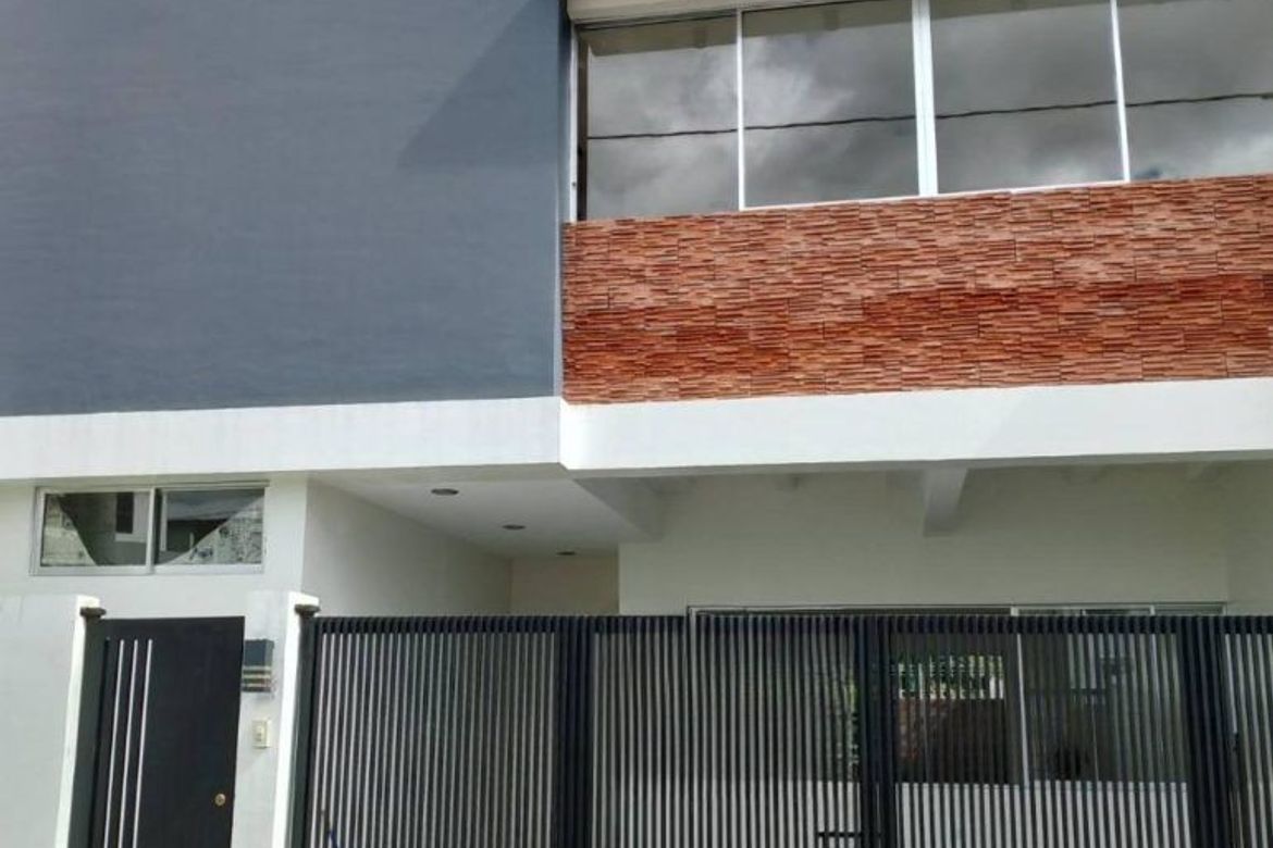 6 Bedroom House for Sale in Caniogan, Pasig, Metro Manila