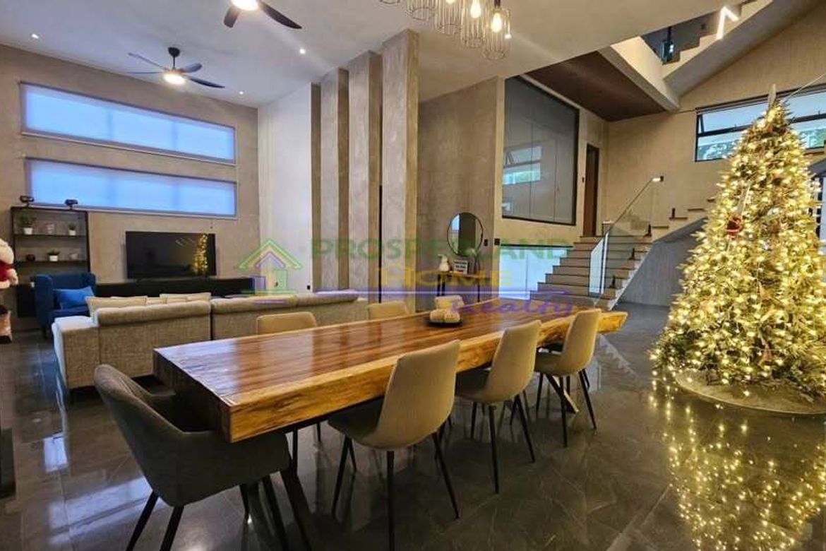6 Bedroom House for Sale in Central, Quezon City, Metro Manila – photo 3