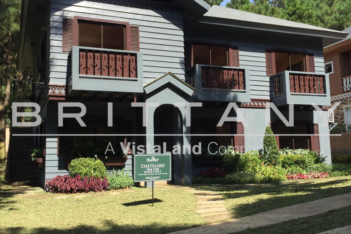 6 Bedroom House for Sale in Crosswinds, Iruhin West, Tagaytay, Cavite