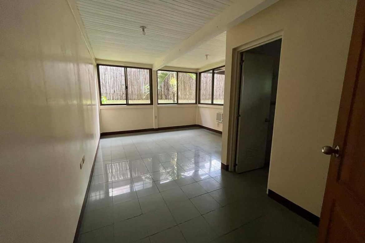 6 Bedroom House for Sale in Cupang, Muntinlupa, Metro Manila – photo 4
