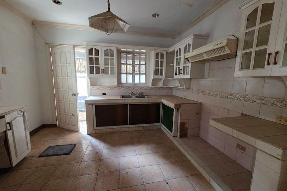 6 Bedroom House for Sale in Cupang, Muntinlupa, Metro Manila – photo 6