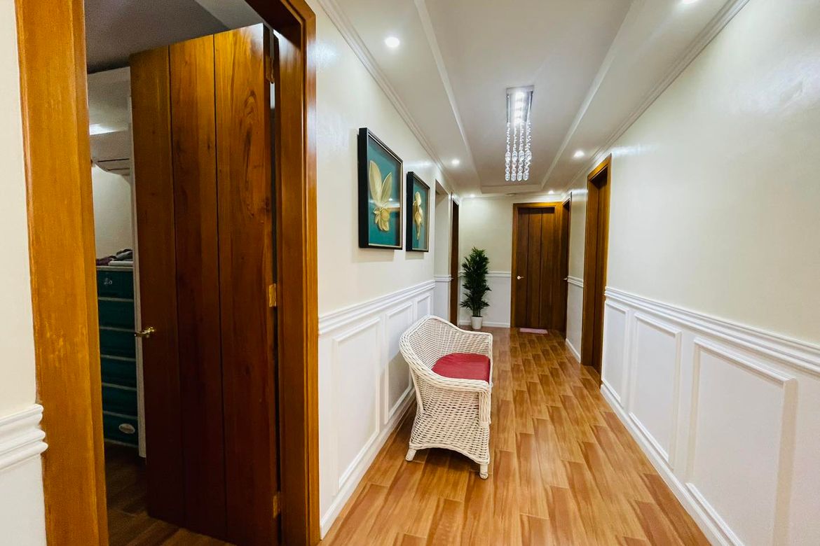 6 Bedroom House for Sale in Cutcut, Angeles, Pampanga – photo 7