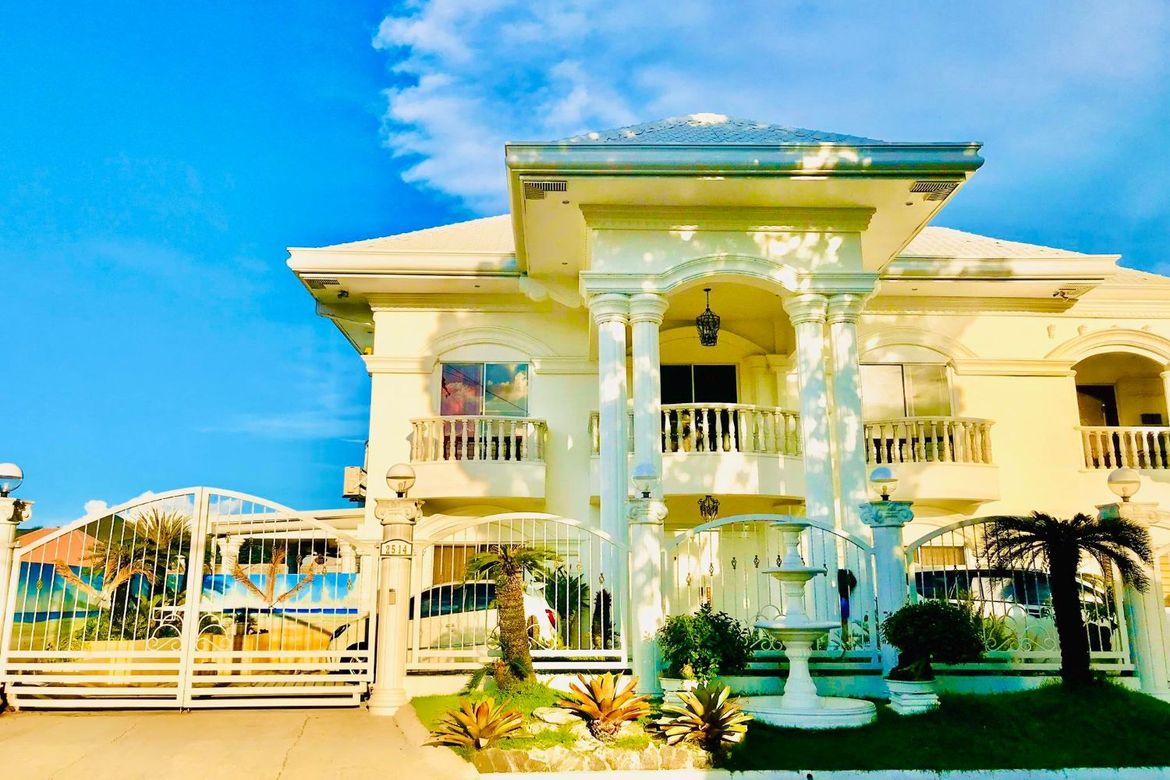 6 Bedroom House for Sale in Cutcut, Angeles, Pampanga – photo 7