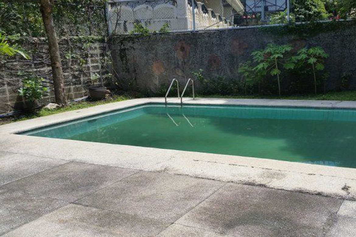 6 Bedroom House for Sale in Dasmariñas Village, Dasmariñas North, Makati, Metro Manila near MRT-3 Magallanes – photo 2