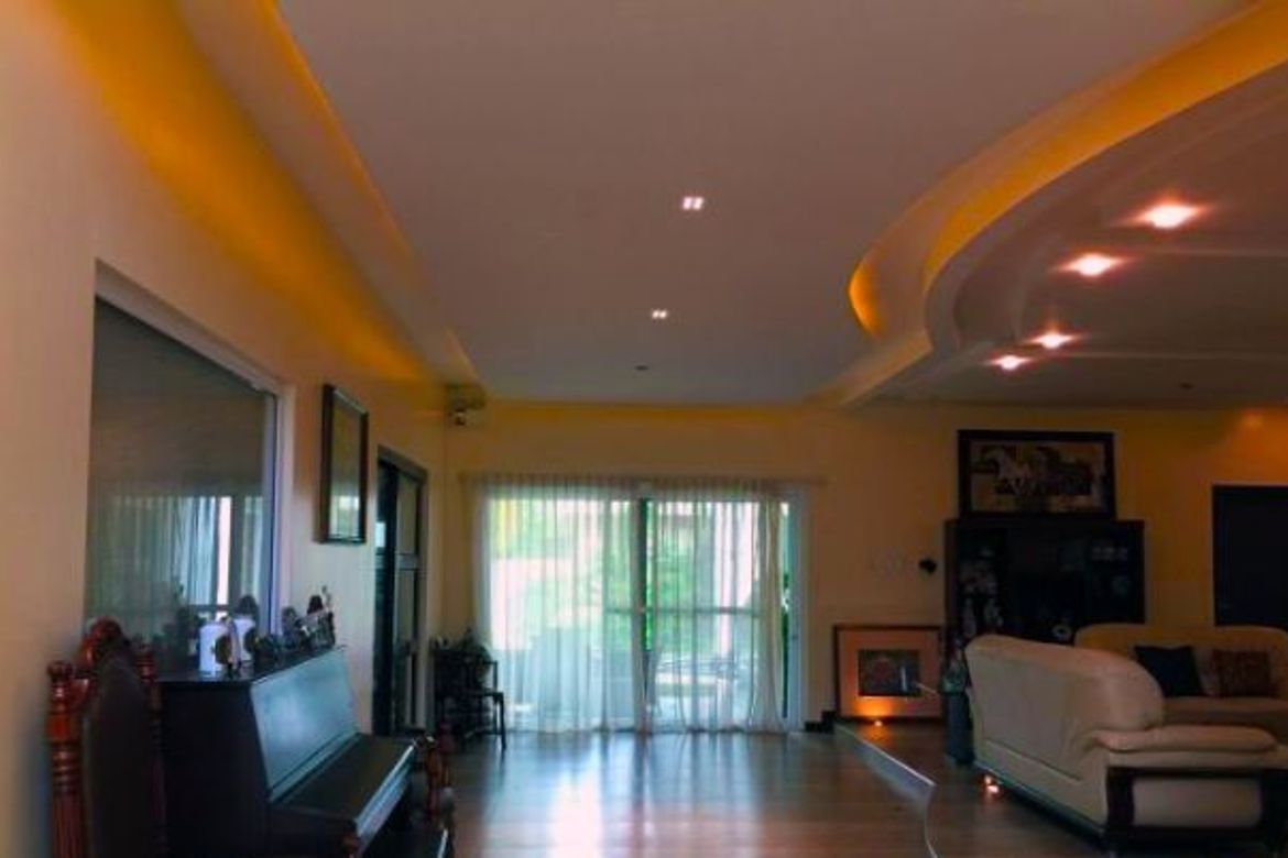 6 Bedroom House for Sale in Dasmariñas Village, Dasmariñas North, Makati, Metro Manila near MRT-3 Magallanes – photo 3