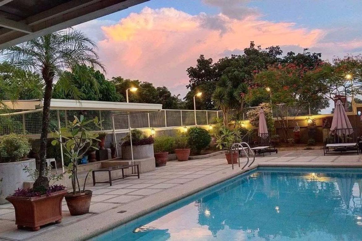 6 Bedroom House for Sale in Dolores, Taytay, Rizal