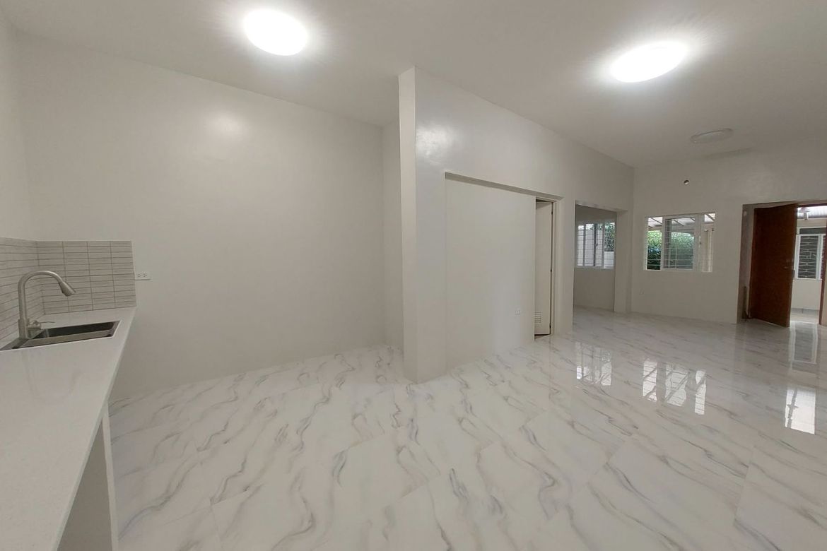 6 Bedroom House for Sale in Fairview, Quezon City, Metro Manila – photo 7