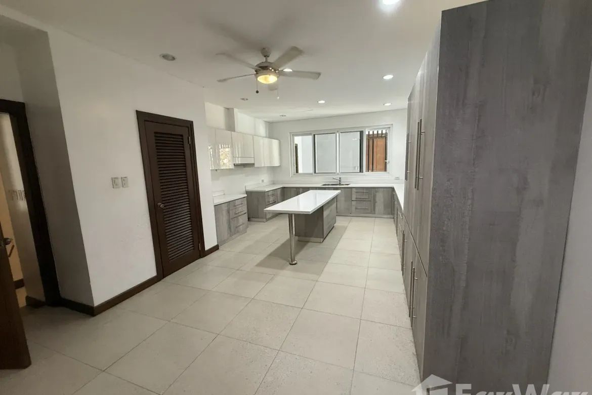 6 Bedroom House for Sale in Forbes Park North, Makati, Metro Manila – photo 3