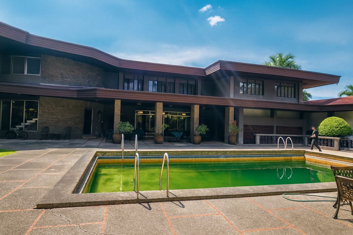 6 Bedroom House for Sale in Greenhills, San Juan, Metro Manila