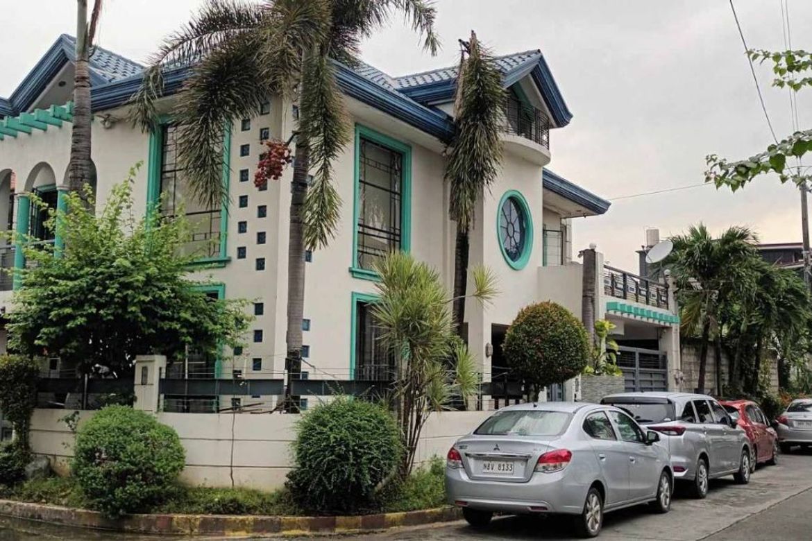 6 Bedroom House for Sale in Greenwoods Executive Village - Cainta, San Andres, Cainta, Rizal