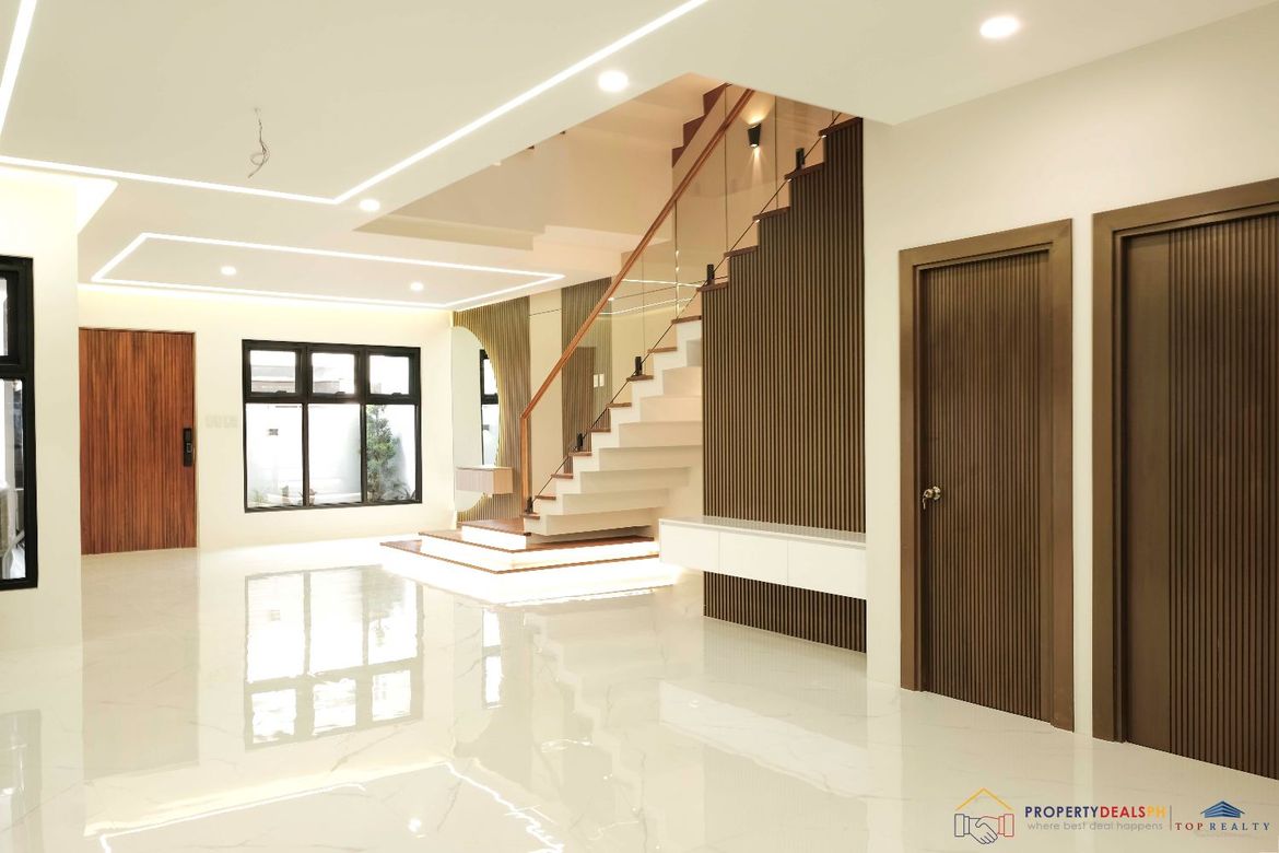 6 Bedroom House for Sale in Greenwoods Executive Village, San Miguel, Pasig, Metro Manila – photo 7