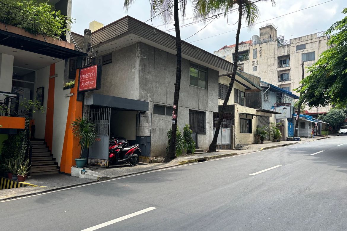 6 Bedroom House for Sale in Highway Hills, Mandaluyong, Metro Manila near MRT-3 Boni – photo 3