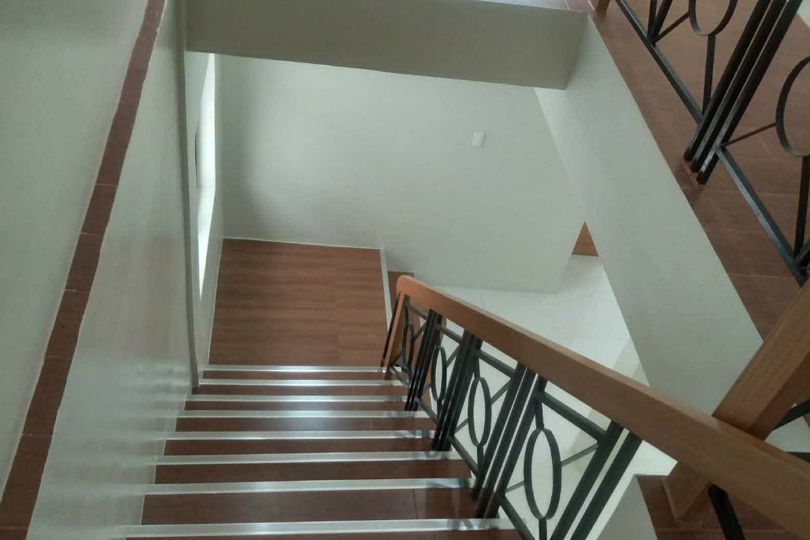 6 Bedroom House for Sale in Holy Spirit, Quezon City, Metro Manila – photo 8