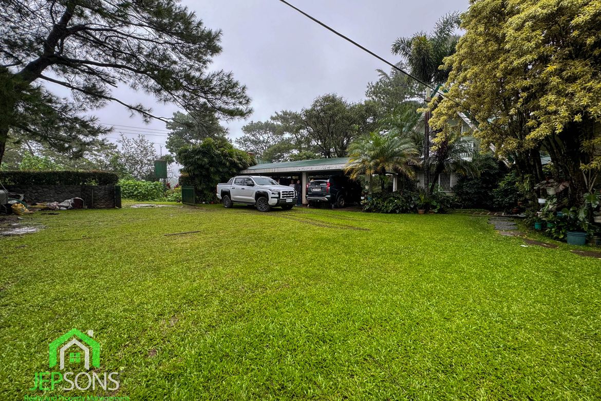 6 Bedroom House for Sale in Loakan Proper, Baguio, Benguet