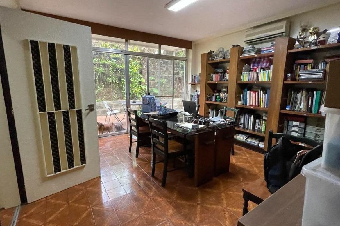 6 Bedroom House for Sale in Loyola Heights, Quezon City, Metro Manila near LRT-2 Katipunan – photo 6