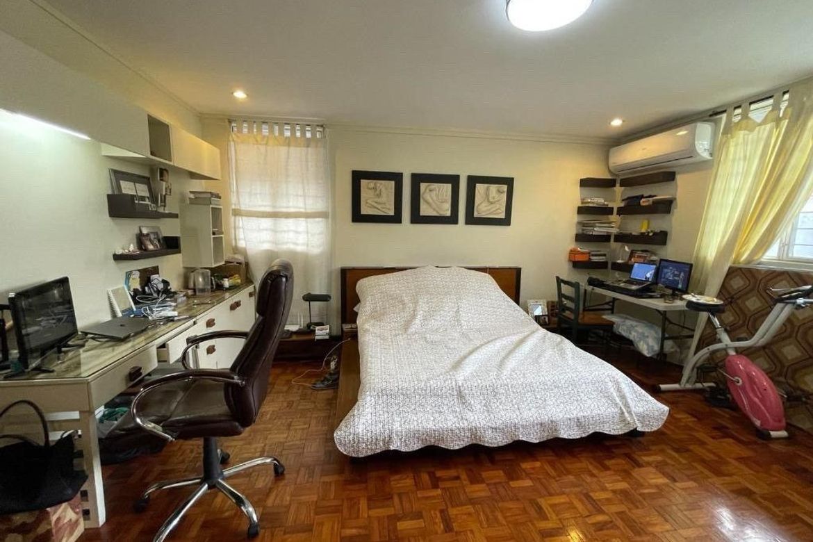 6 Bedroom House for Sale in Loyola Heights, Quezon City, Metro Manila near LRT-2 Katipunan – photo 8