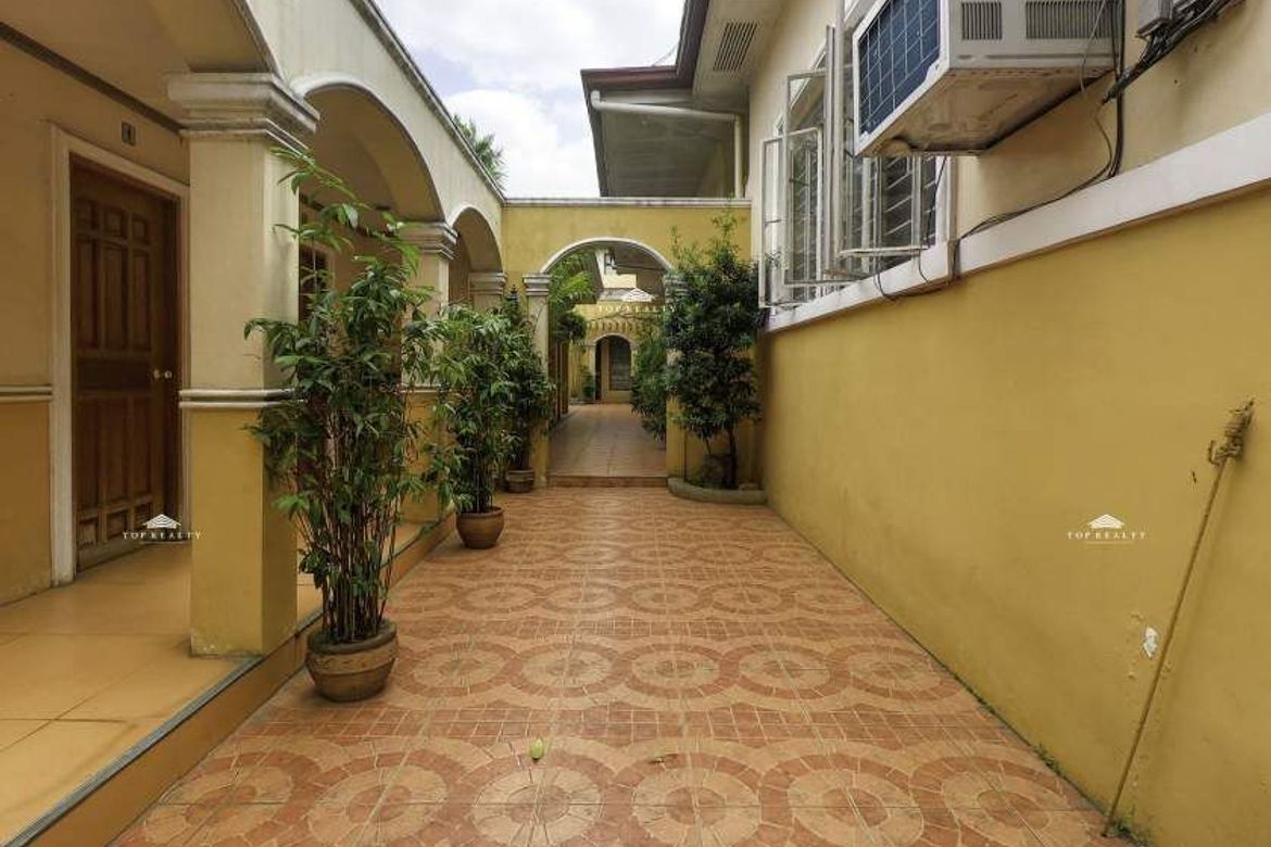 6 Bedroom House for Sale in Mariana, Quezon City, Metro Manila near LRT-2 Gilmore – photo 5