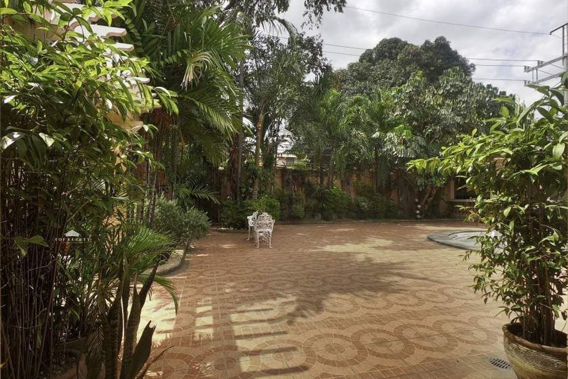 6 Bedroom House for Sale in Mariana, Quezon City, Metro Manila near LRT-2 Gilmore – photo 6