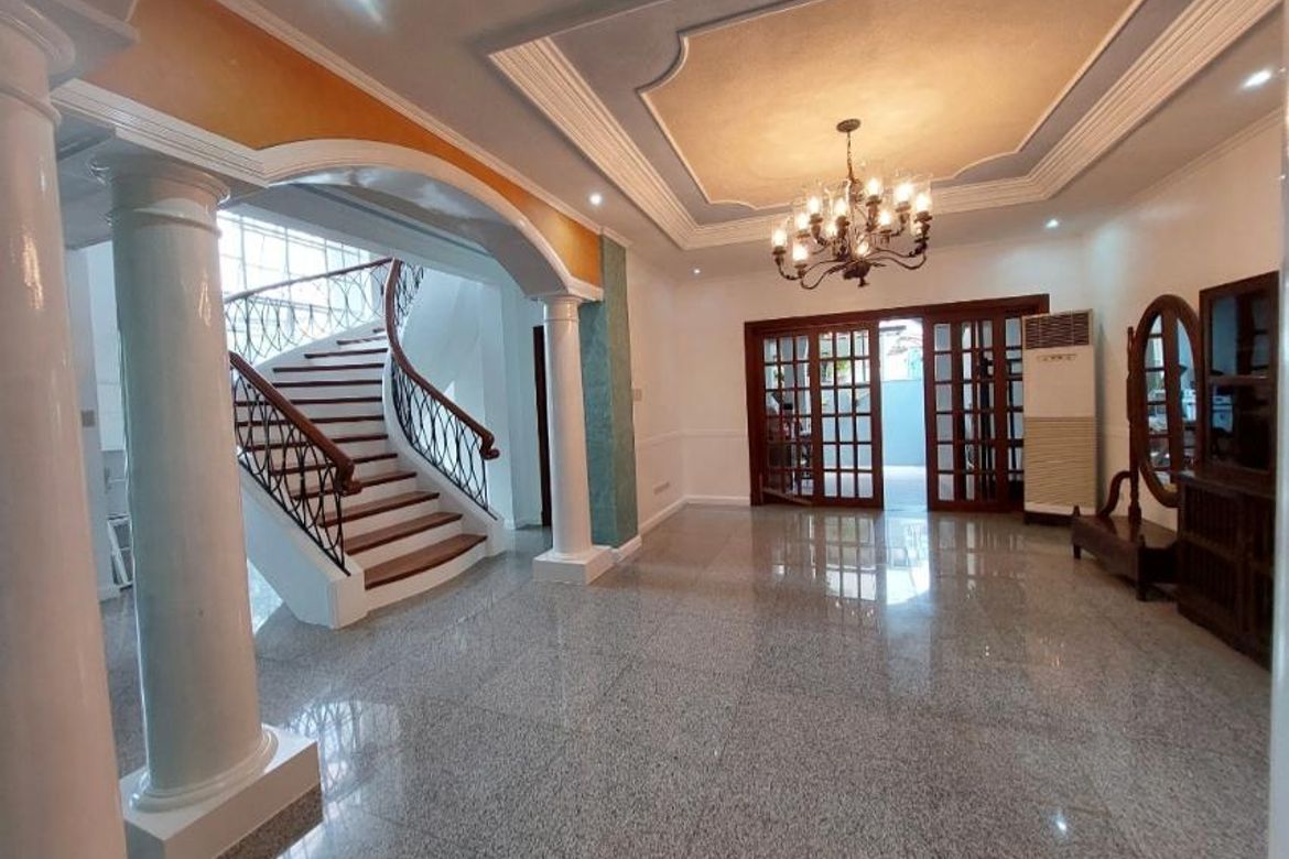 6 Bedroom House for Sale in Maybunga, Pasig, Metro Manila