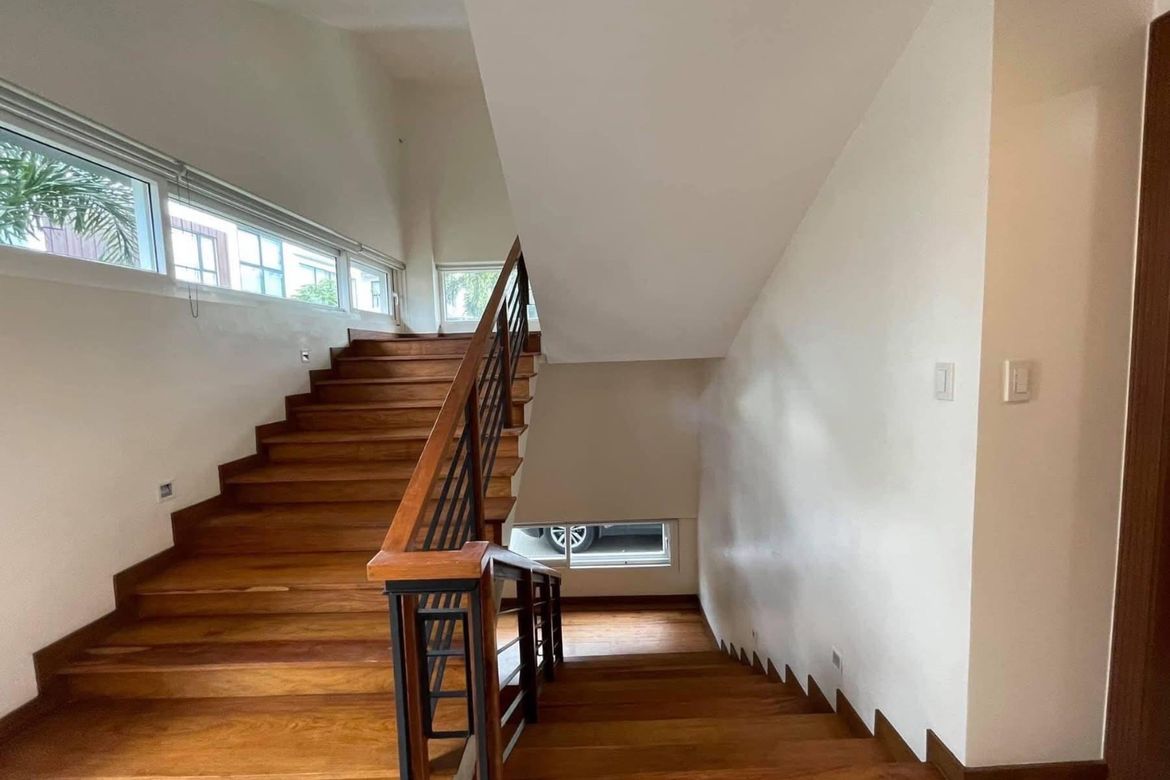 6 Bedroom House for Sale in McKinley Hill, Taguig, Metro Manila – photo 7