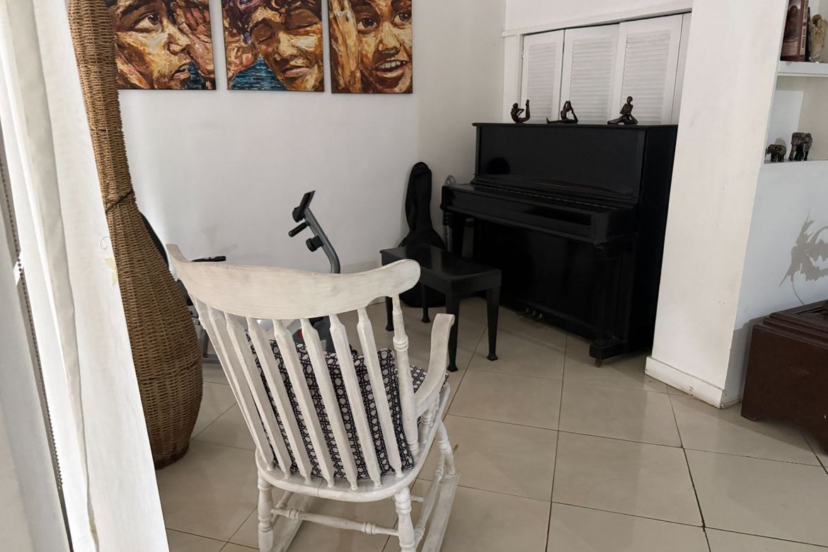 6 Bedroom House for Sale in Merville, Parañaque, Metro Manila – photo 8