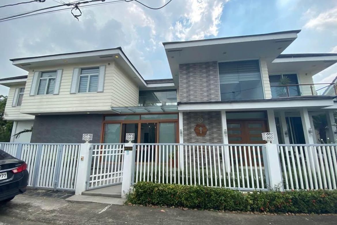 6 Bedroom House for Sale in Molino IV, Bacoor, Cavite – photo 2