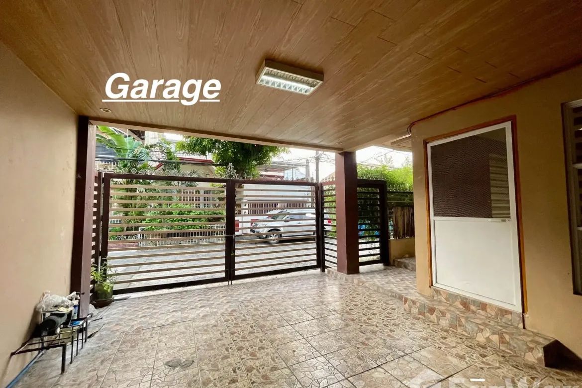 6 Bedroom House for Sale in Moonwalk, Parañaque, Metro Manila – photo 2