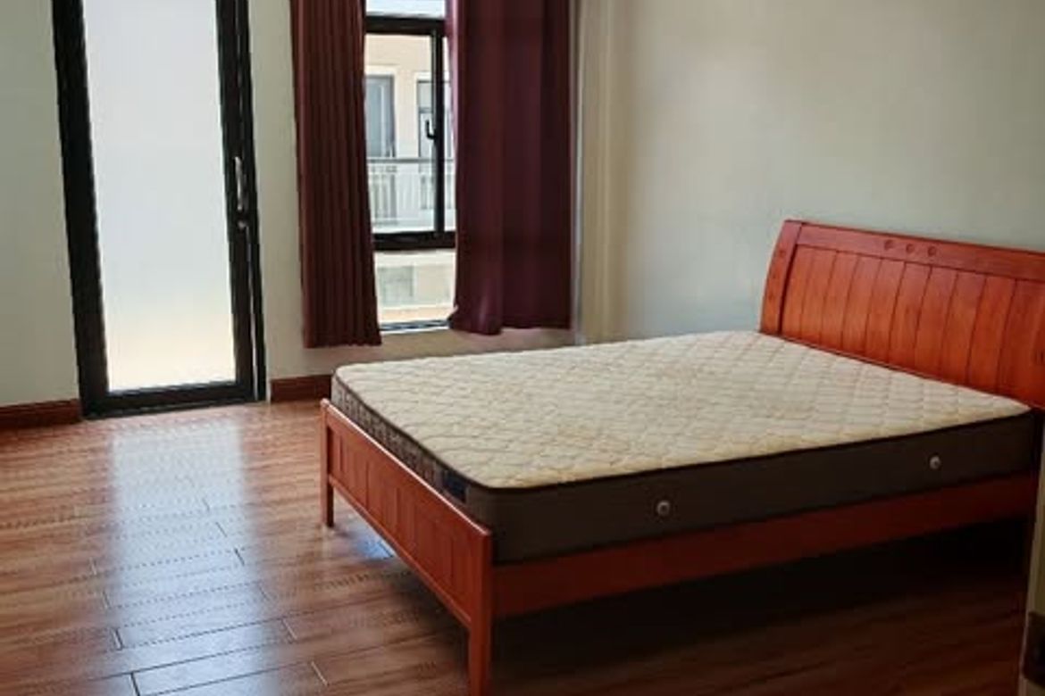 6 Bedroom House for Sale in Moonwalk, Parañaque, Metro Manila – photo 4