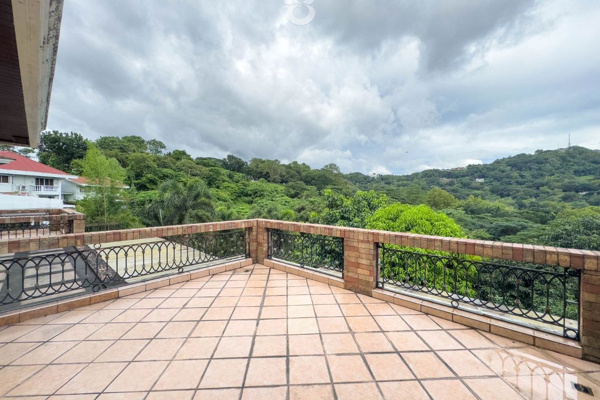 6 Bedroom House for Sale in Muntingdilaw, Antipolo, Rizal – photo 4