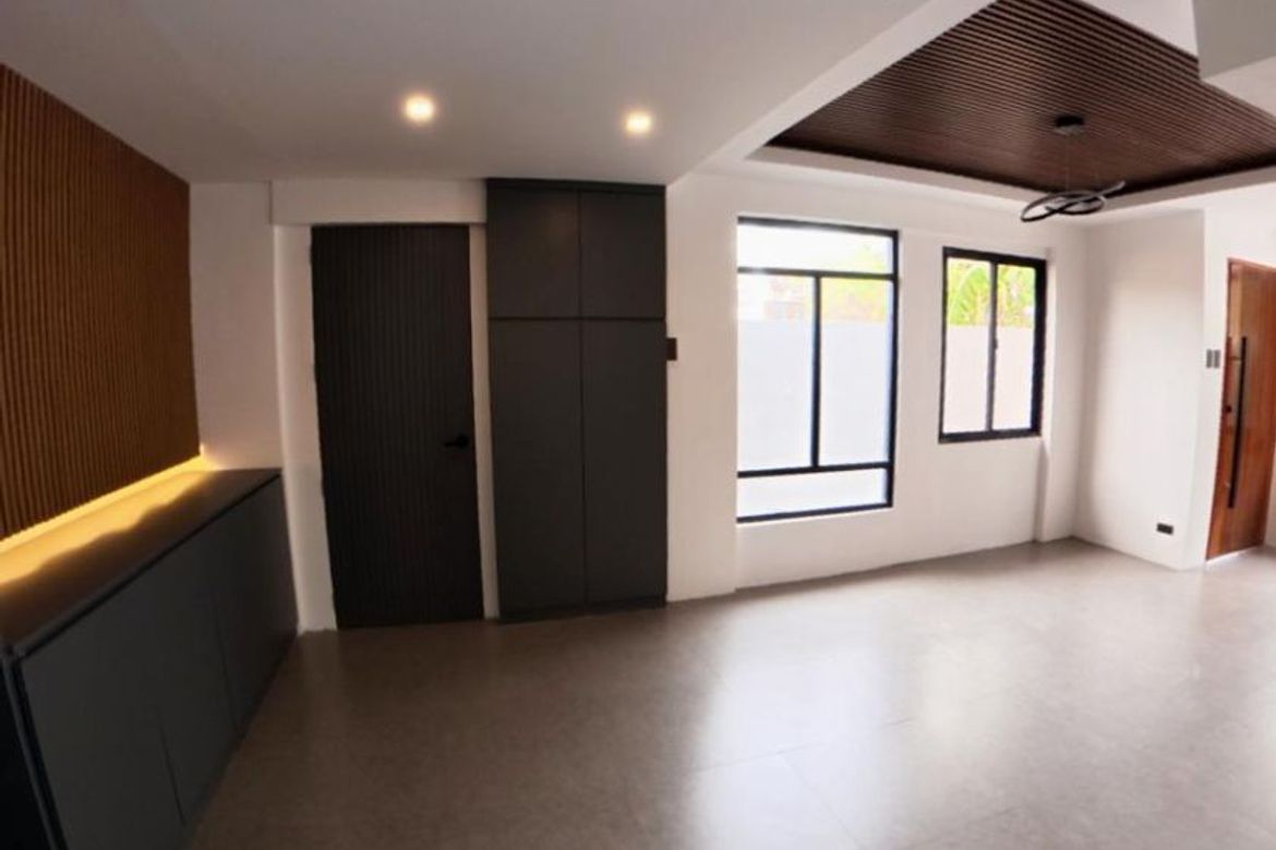 6 Bedroom House for Sale in Muzon, Taytay, Rizal – photo 5