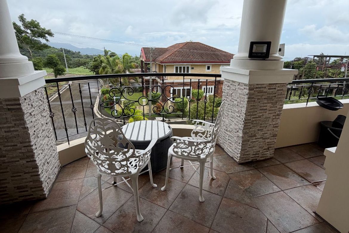 6 Bedroom House for Sale in Niyugan, Laurel, Batangas – photo 3