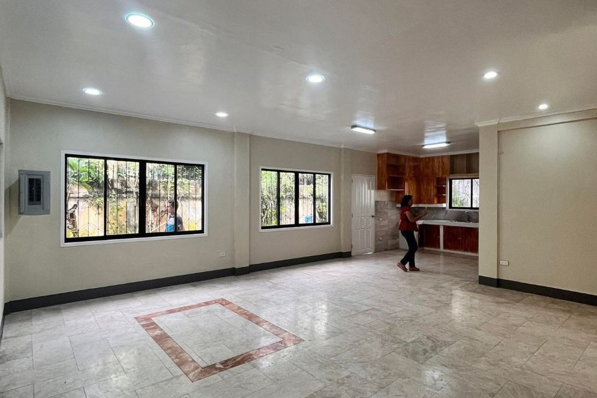 6 Bedroom House for Sale in Pakna-An, Mandaue, Cebu – photo 5