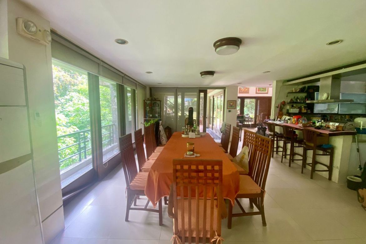 6 Bedroom House for Sale in Pansol, Quezon City, Metro Manila – photo 8