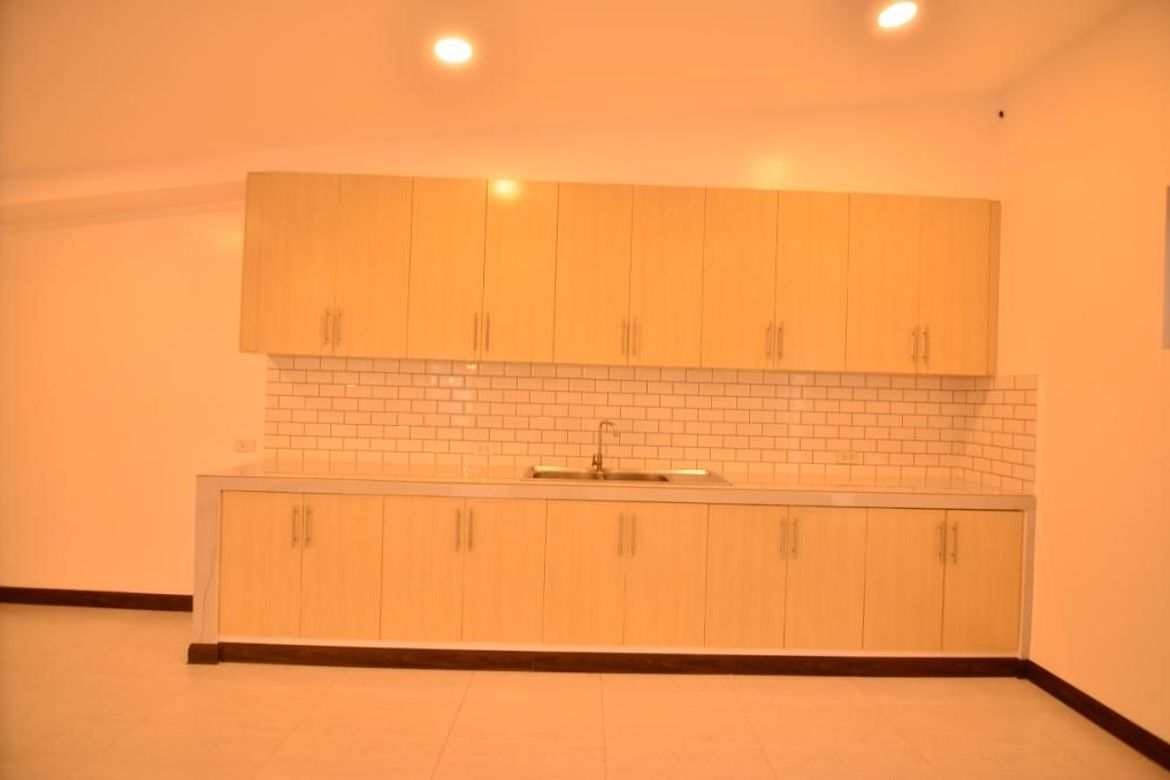 6 Bedroom House for Sale in Pilar, Las Piñas, Metro Manila – photo 7